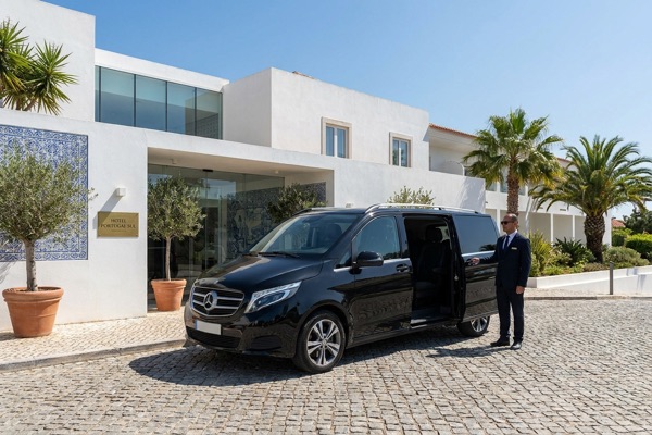 Corporate retreat on the Rota Vicentina, private chauffeur service