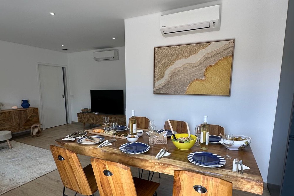 Casa T3 - A Casa - Sala com cozinha aberta, Odeceixe